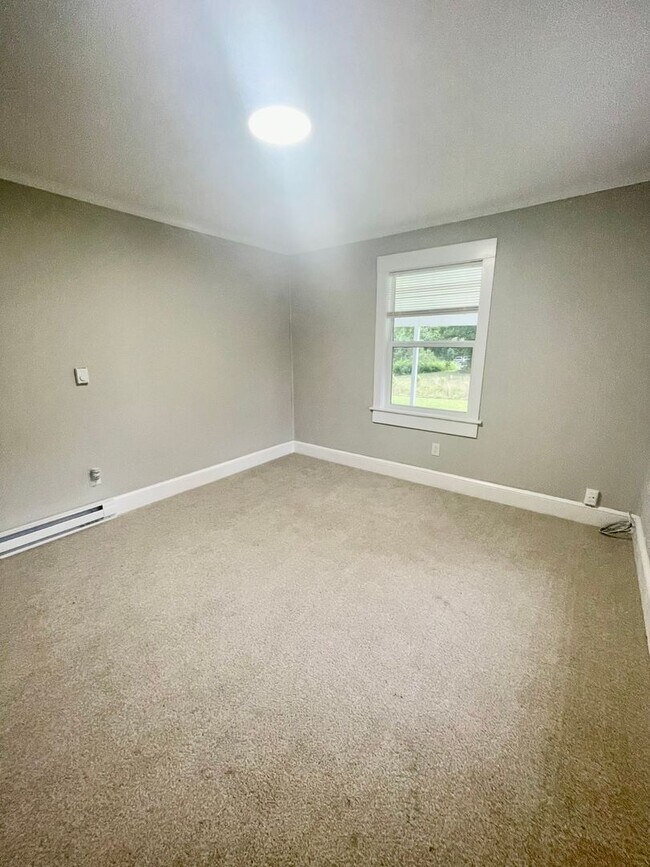Foto del edificio - Welcome to this Beautiful Newly Renovated ...