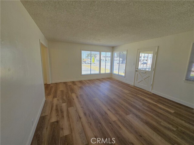 Foto del edificio - 1758 W 110th St