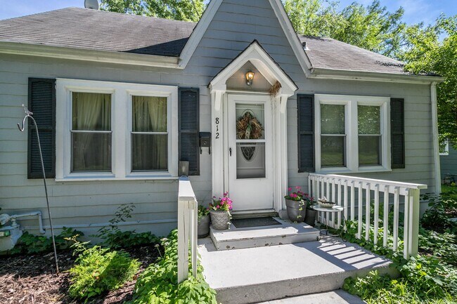 Foto del edificio - Cute, central columbia home for rent!