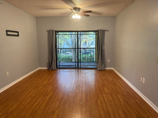 Foto del edificio - 2730 Anzio Ct