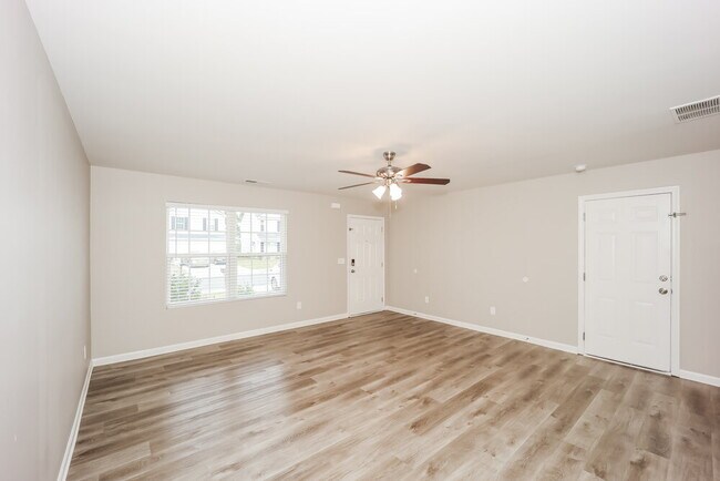 Foto del edificio - 318 Freeman Cir