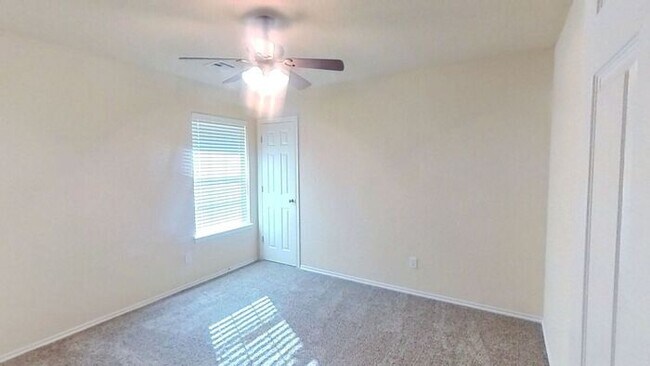 Foto del edificio - Great 3/2 off of S Czech Hall Rd