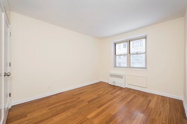 Building Photo - 5 W 91st St