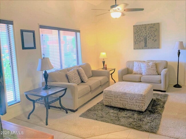 Foto del edificio - 1440 N Idaho Rd