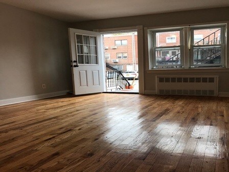 Foto del edificio - 2471 Coyle St