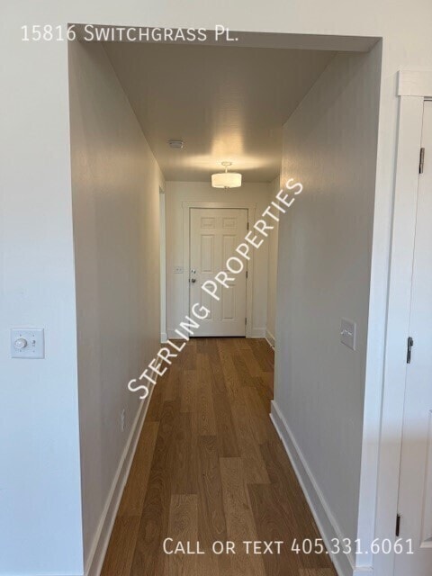 Building Photo - 15816 Switchgrass Pl