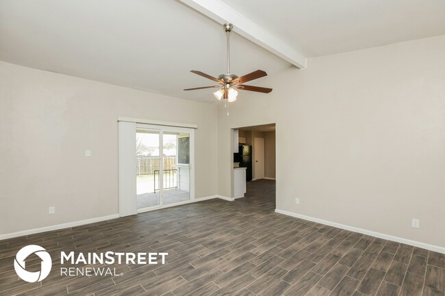 Building Photo - 2606 Shenandoah Dr