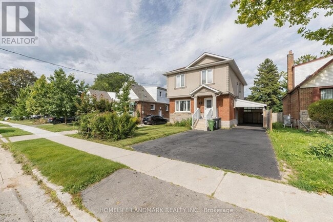 Building Photo - 19 Balaclava Dr