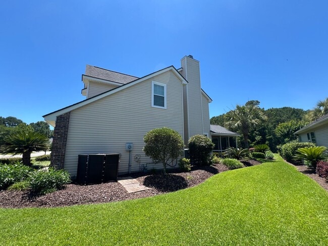 Building Photo - 4 Bedroom 2.5 Bath House in Park West - Mo...