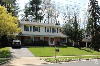 Building Photo - 9521 Stevebrook Rd