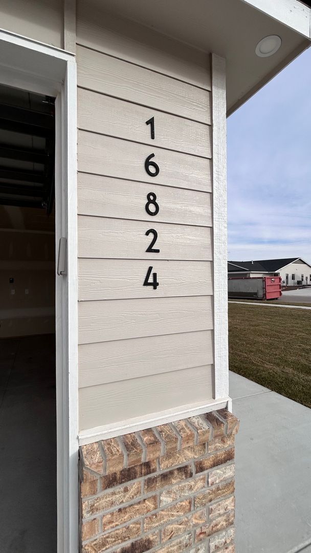 Foto del edificio - 16824 W Kashmir St