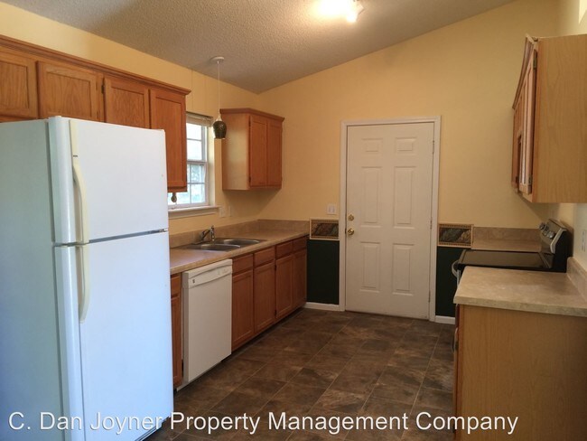 Foto del edificio - 3 br, 2 bath House - 132 High Meadows Lane