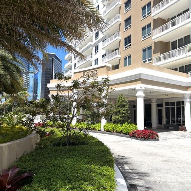 Building Photo - 801 Brickell Key Blvd