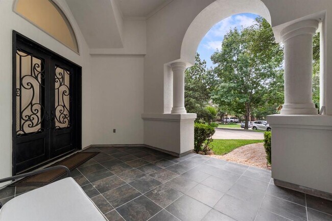 Foto del edificio - 142 Amulet Oaks Ct