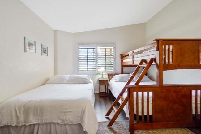 Foto del edificio - 16 Corniche Dr