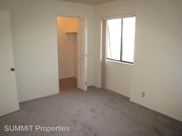 Building Photo - 577 Grandview Ct