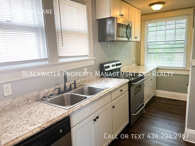 Foto del edificio - 630 Park Ln