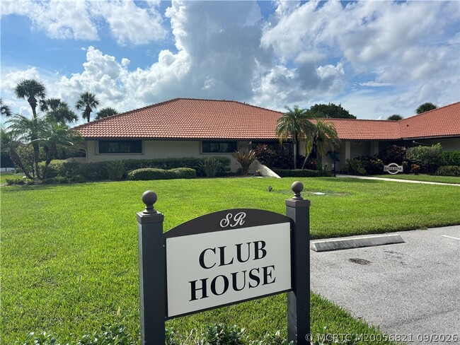 Building Photo - 360 SW South River Dr