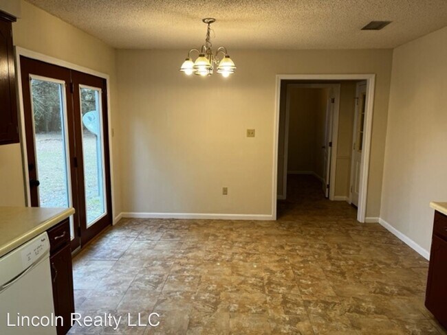 Foto del edificio - 3 br, 2 bath House - 5210 Northridge Rd