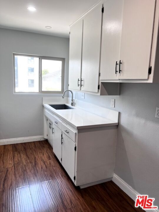 Building Photo - 1336 W 37th Dr