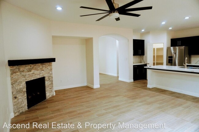 Building Photo - 4 br, 2 bath House - 6808 Rangeview