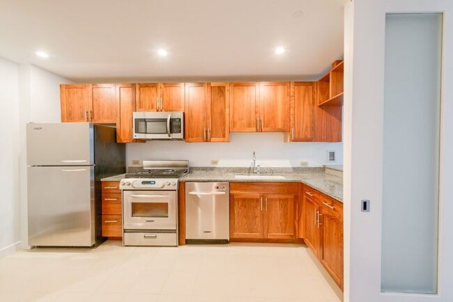 Foto del edificio - 20 Newport Pkwy