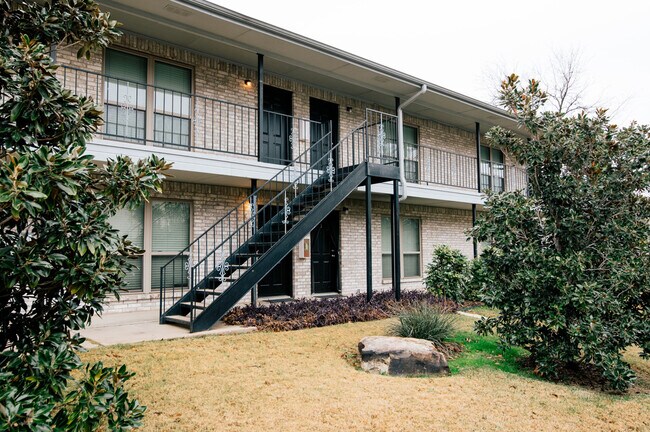 Foto del edificio - Bernard Street Apts