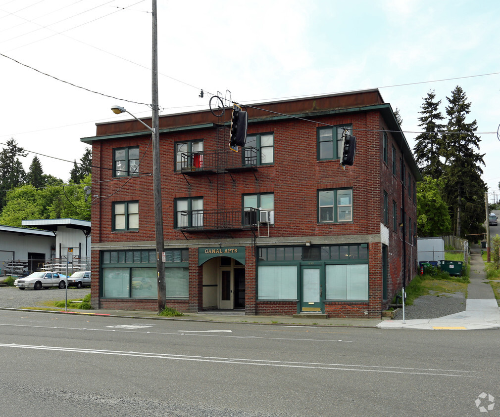 Building Photo - Canal Apartments