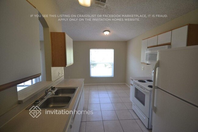 Building Photo - 3108 Dudley Dr