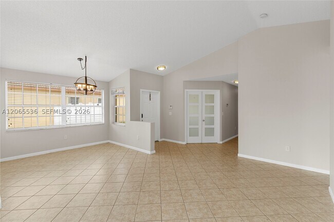 Foto del edificio - 363 NW 158th Ave