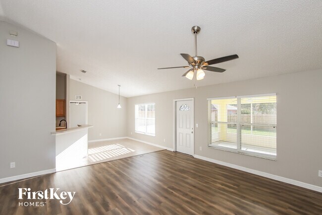 Foto del edificio - 186 Bamboo Ave SE