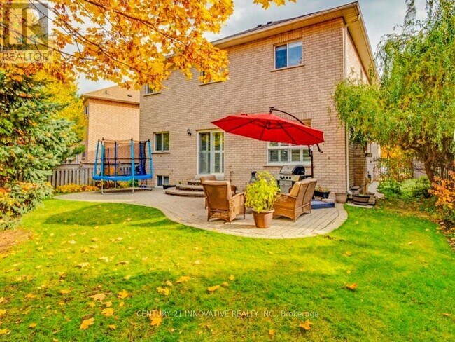 Building Photo - 40 Norbury Dr