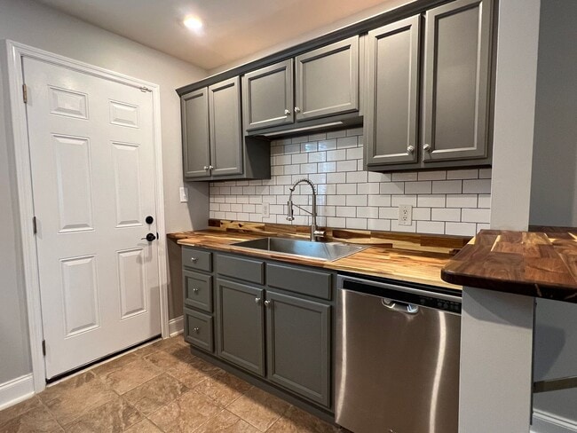 Photo - Cozy East Nashville Home!