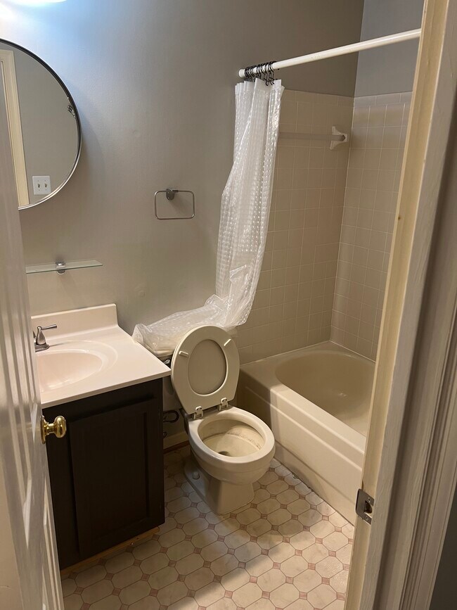 Foto del edificio - 15472 Windsong Ln