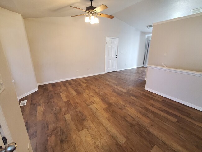Building Photo - 4440 E Ladino Dr