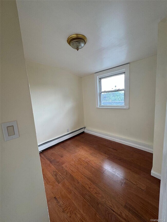 Foto del edificio - 171-30 111th Ave