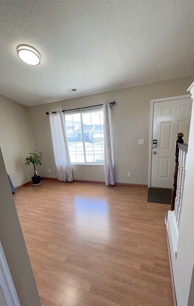 Foto del edificio - 1624 W 525 S