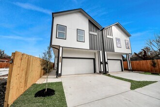 Building Photo - 3535 Amos St