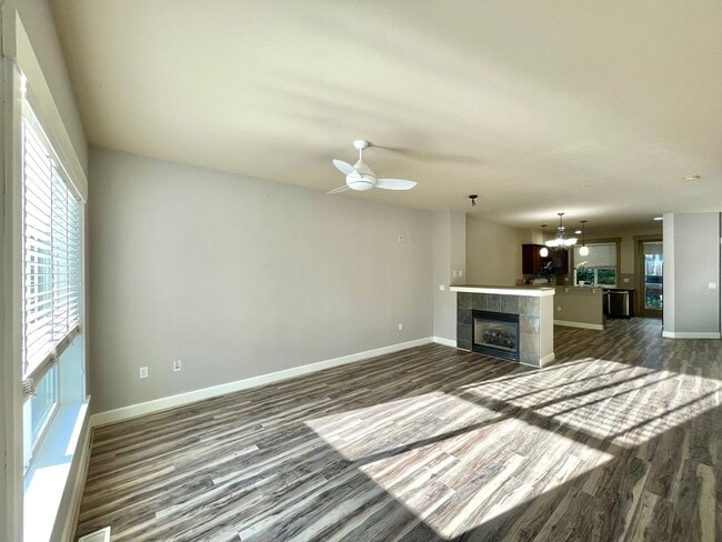 Building Photo - Great Townhome for rent