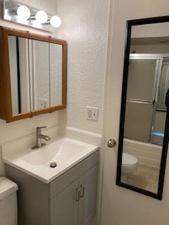 Foto del edificio - 234 SE Darrell Ave