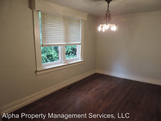 Building Photo - 204 N Charles St