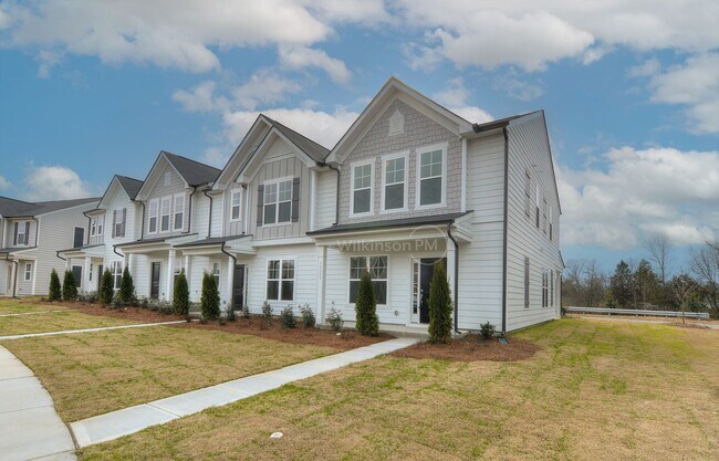 Foto del edificio - 3BD/2.5BTH Townhouse in Pringle Towns - A ...
