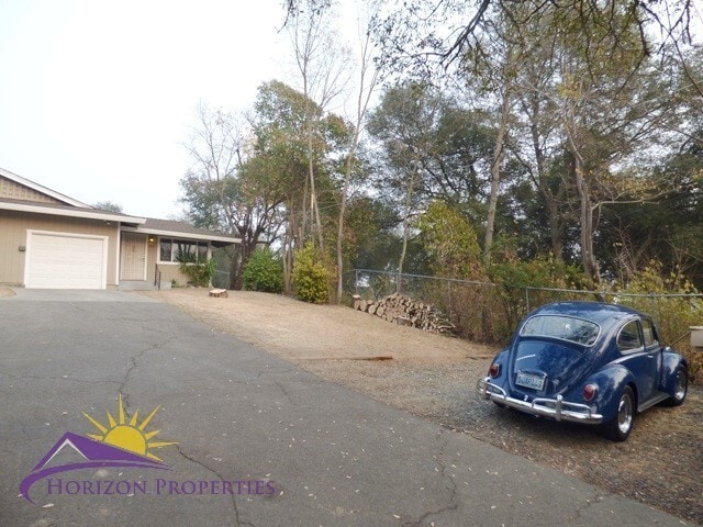 Foto del edificio - 4000-4002 Earnscliff Ave