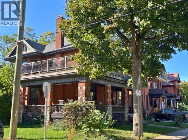 Building Photo - 55 Stanley Ave