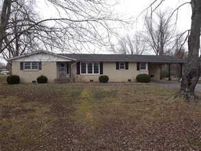 Building Photo - 1604 Belmont Dr