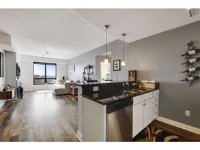 Building Photo - 100 3rd Ave S