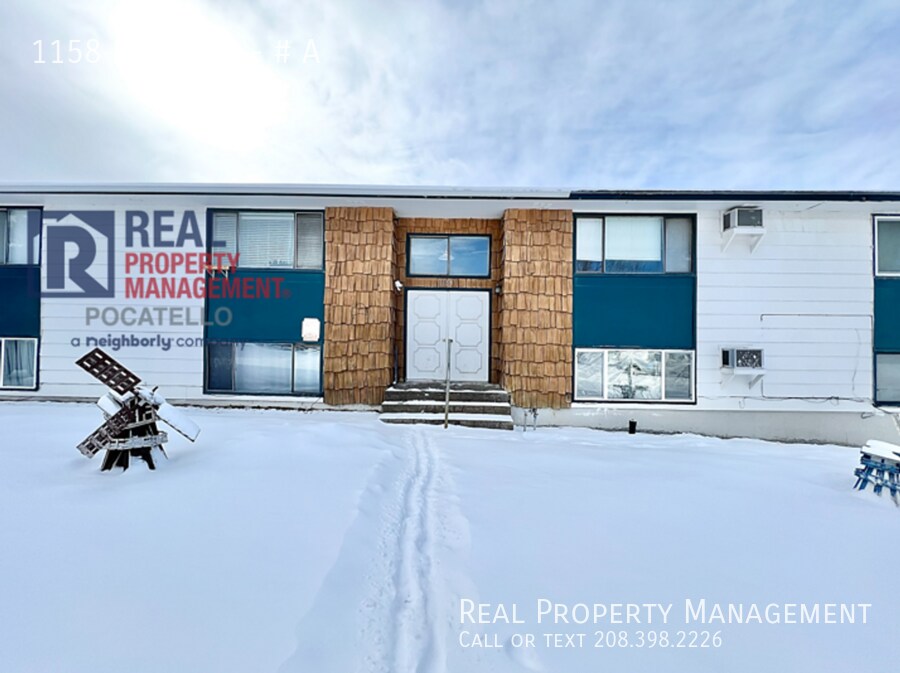 Primary Photo - 2 bed 1 bath - 1 car garage - Pet Friendly