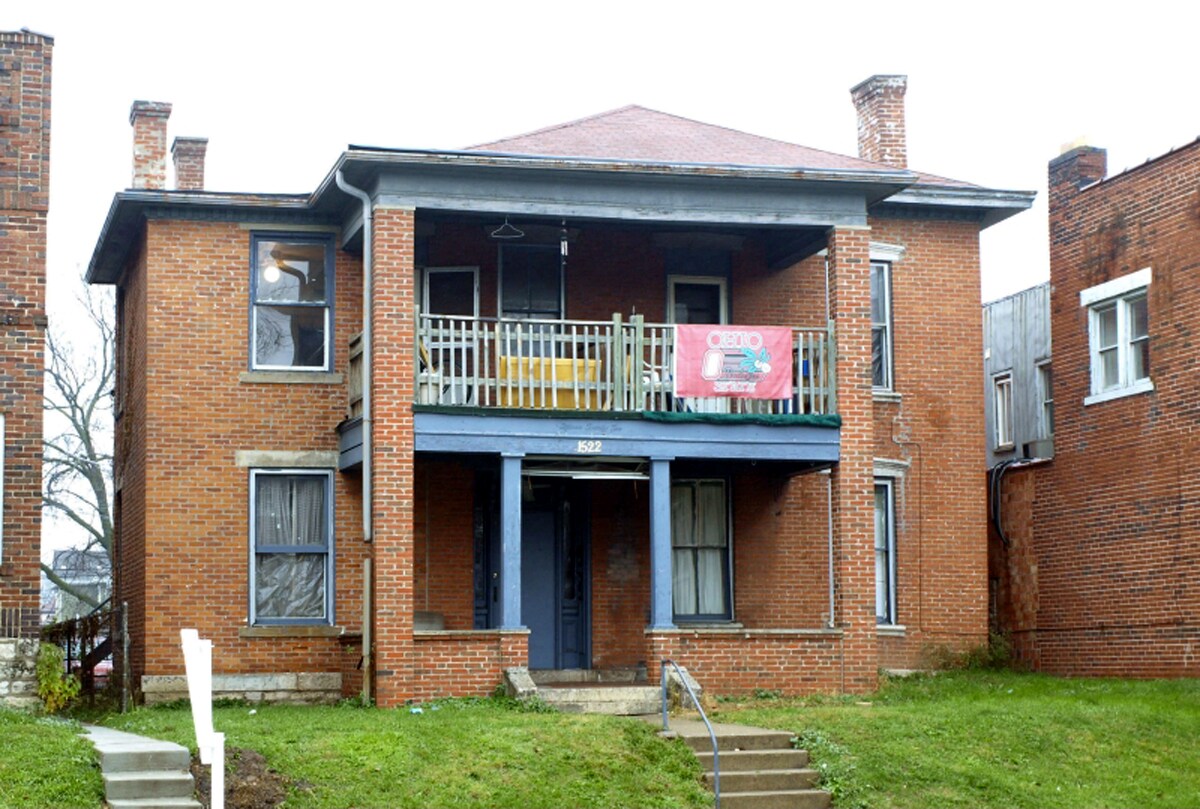 Primary Photo - 1522 S High St