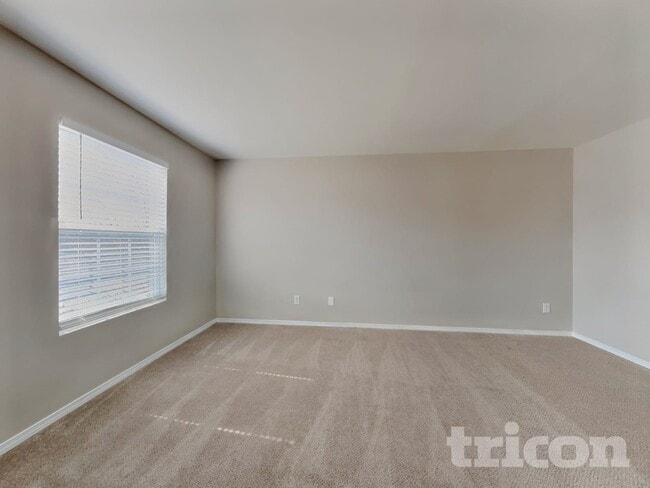 Foto del edificio - 5337 Liberty Hall Cir