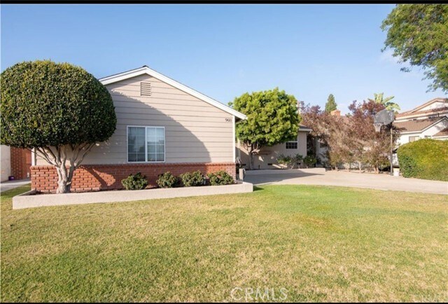 Building Photo - 9611 Blanche Ave